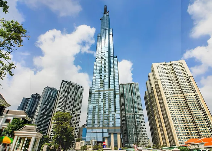 Landmark Premier Apartment